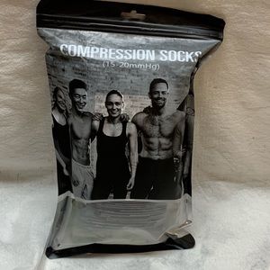 NWT. 3 pair Compression Socks  Unisex (15-20 mmHg)
